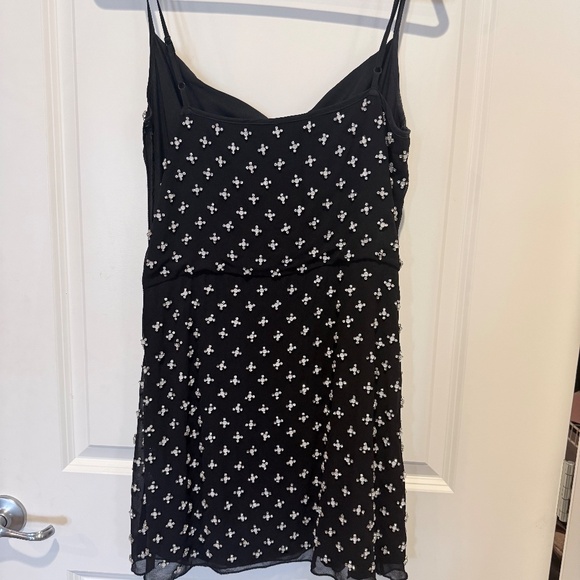 h:ours black fully embellished mini cocktail dres - Picture 2 of 5